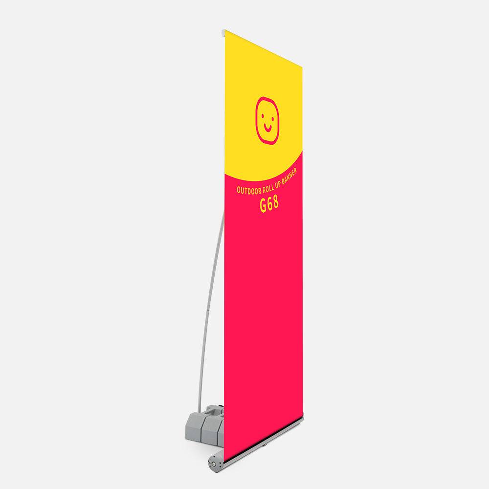 Outdoor Roll Up Banner G68 01 At-Show
